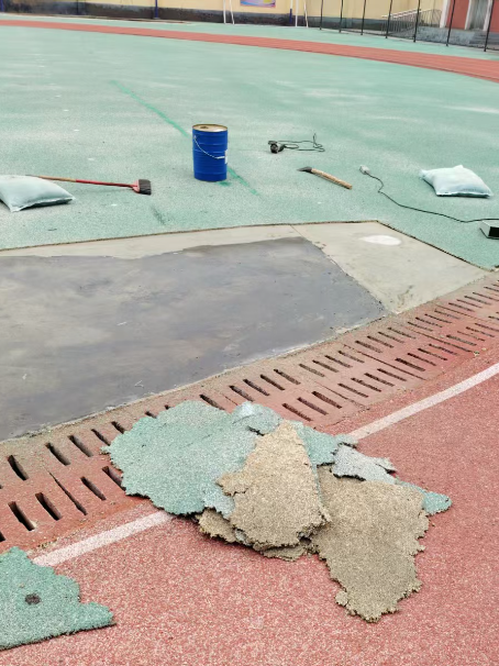 临潼球场翻新维修补、球场翻新修补改造
